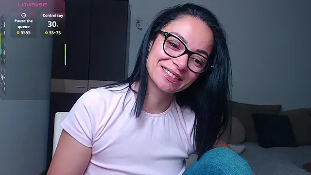 Snapshot of BabySerene chatting on June 2026 03:52:02 AM BabySerene online show from June 2026 03:52:02 AM