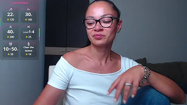 Snapshot of BabySerene chatting on July 2026 03:35:02 AM BabySerene online show from July 2026 03:35:02 AM