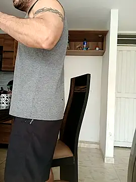 Snapshot of LEIRIS_Y_FRED_01 chatting on November 2025 02:06:01 PM LEIRIS Y FRED 01 online show from November 2025 02:06:01 PM