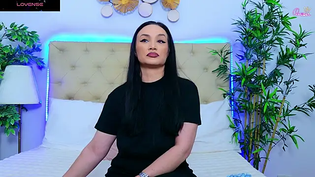Snapshot of DaliyaArabian chatting on April 2026 01:45:01 PM DaliyaArabian online show from April 2026 01:45:01 PM