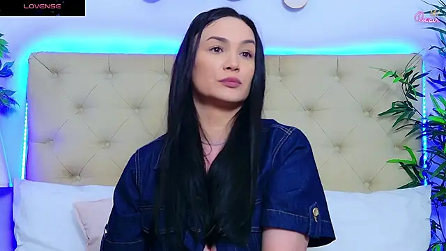 Snapshot of DaliyaArabian chatting on June 2026 12:18:02 PM DaliyaArabian online show from June 2026 12:18:02 PM