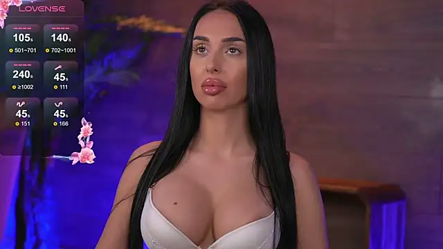 Snapshot of KairaAndrews chatting on October 2025 07:20:01 PM KairaAndrews online show from October 2025 07:20:01 PM