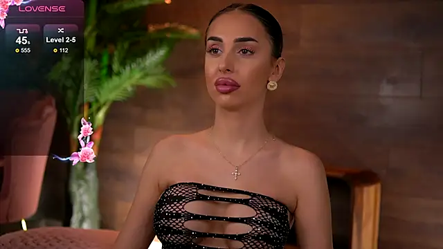 Snapshot of KairaAndrews chatting on November 2025 07:58:01 PM KairaAndrews online show from November 2025 07:58:01 PM