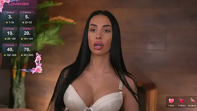 Snapshot of KairaAndrews chatting on November 2025 07:46:02 PM KairaAndrews online show from November 2025 07:46:02 PM