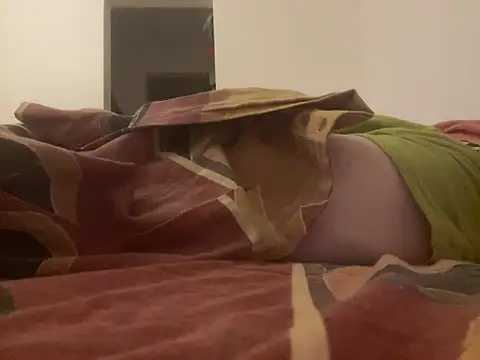 Snapshot of chris_sbh chatting on December 2024 05:52:02 AM chris sbh online show from December 2024 05:52:02 AM