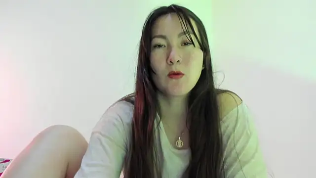 Elle Lee  online show from March 2025 08:19:01 PM