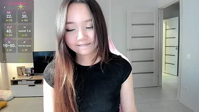 Fluffy Rose online show from March 2026 07:15:01 AM