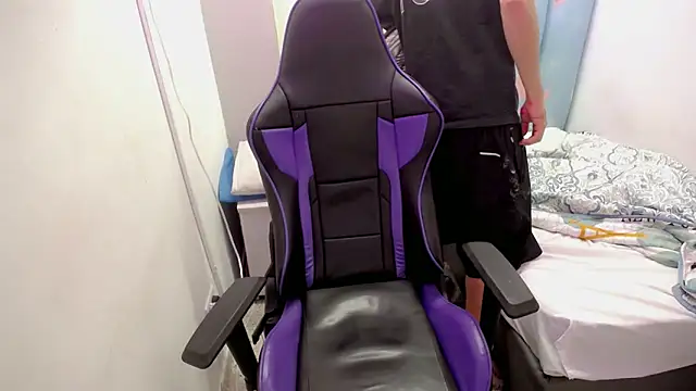 Snapshot of bby_santi chatting on January 2026 12:31:02 PM bby santi online show from January 2026 12:31:02 PM