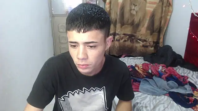 Snapshot of bby_santi chatting on February 2026 03:24:01 PM bby santi online show from February 2026 03:24:01 PM