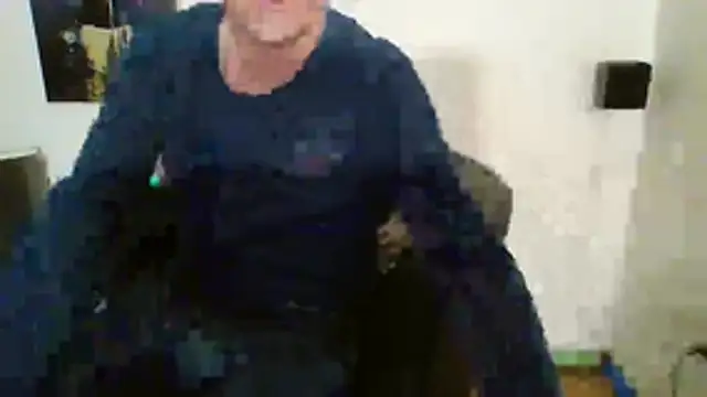 Snapshot of Minm666 chatting on March 2026 11:32:01 PM Minm666 online show from March 2026 11:32:01 PM