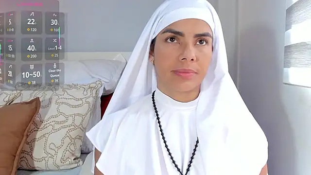 ClaraMariaMon online show from October 2025 03:43:01 PM