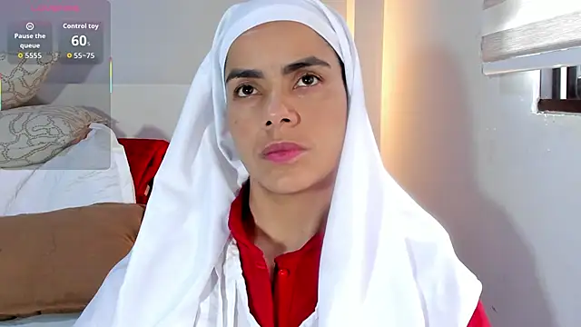 ClaraMariaMon online show from October 2025 05:50:02 PM