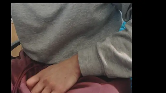 sexualtensionrelation online show from November 2025 04:07:02 PM