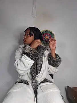 Snapshot of hot-tandy chatting on December 2025 10:04:01 PM hot-tandy online show from December 2025 10:04:01 PM