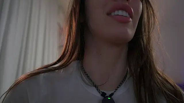 Snapshot of emma_land chatting on March 2025 11:50:02 AM emma land online show from March 2025 11:50:02 AM