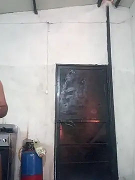 travieso2893 online show from February 2026 12:59:02 PM