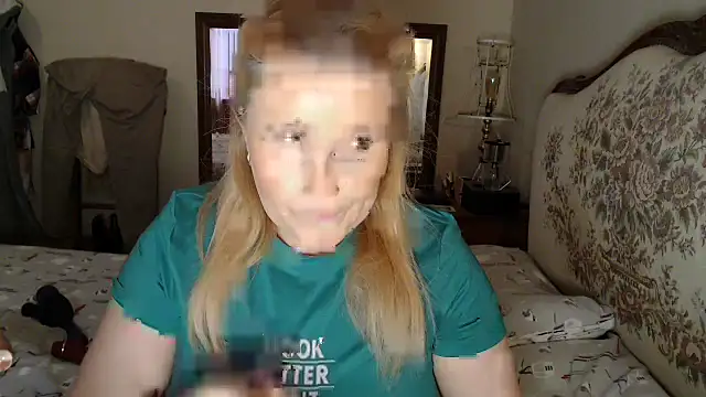 JosieAndYou online show from February 2026 10:58:02 AM