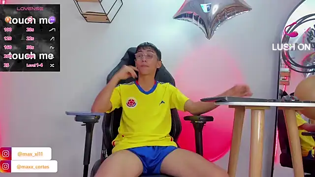 maxx cortes online show from December 2024 12:30:02 AM