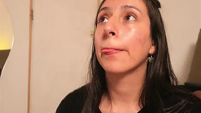 Sweet Sammy  online show from March 2026 07:54:01 PM