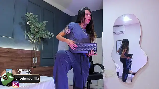 megan morgan01 online show from September 2025 11:54:02 AM