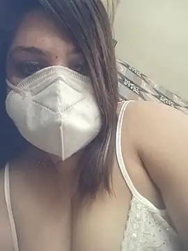 Naughty-Trisha online show from November 2025 05:00:01 PM