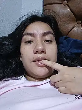 Snapshot of Hellen_Alex chatting on June 2026 01:30:01 PM Hellen Alex online show from June 2026 01:30:01 PM