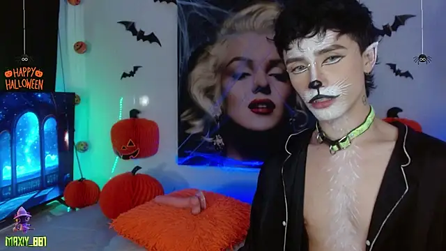 maxiy 001 online show from October 2025 12:22:02 AM