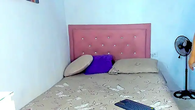 Snapshot of Criss_Ariana chatting on September 2025 10:15:01 PM Criss Ariana online show from September 2025 10:15:01 PM