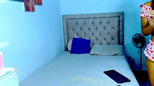 Snapshot of Criss_Ariana chatting on December 2025 03:37:02 AM Criss Ariana online show from December 2025 03:37:02 AM