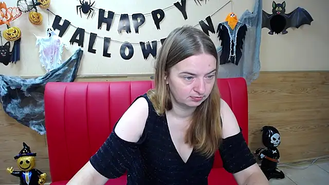 FreyaDak online show from November 2025 06:05:01 AM