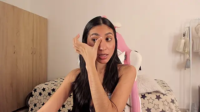 Sweetnaughtygirl  online show from March 2025 06:06:02 AM