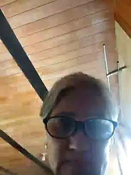 Snapshot of Edged_Hot69 chatting on December 2024 05:48:01 PM Edged Hot69 online show from December 2024 05:48:01 PM