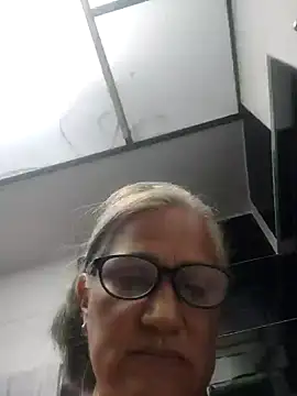 Snapshot of Edged_Hot69 chatting on December 2024 03:44:02 PM Edged Hot69 online show from December 2024 03:44:02 PM