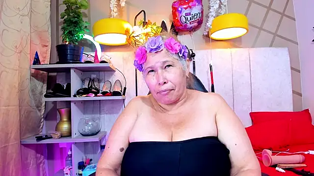 Snapshot of girl_amada chatting on February 2025 06:07:01 AM girl amada online show from February 2025 06:07:01 AM