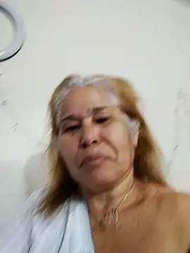Snapshot of girl_amada chatting on September 2025 03:36:01 PM girl amada online show from September 2025 03:36:01 PM
