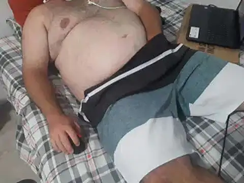 mfreitas005 online show from February 2025 11:52:02 PM