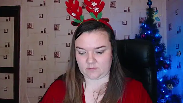 Snapshot of TasyaBigTTs chatting on December 2024 05:46:01 PM TasyaBigTTs online show from December 2024 05:46:01 PM