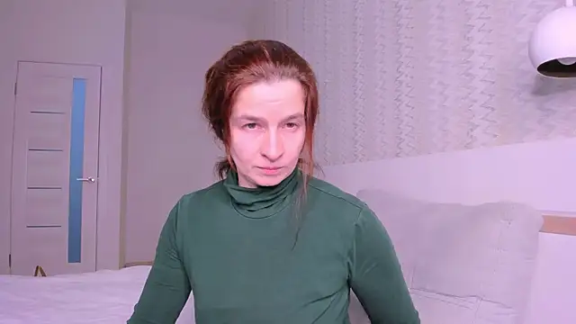 Clear Angel online show from December 2025 03:32:02 PM