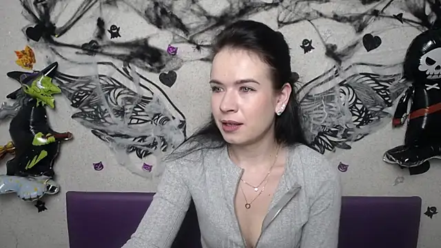 JasmineKouch online show from November 2025 06:23:02 AM