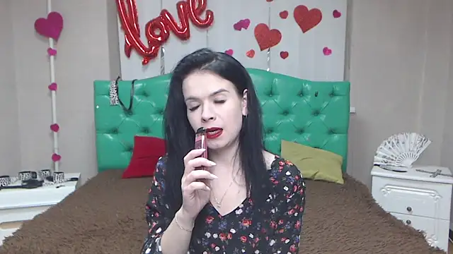 Snapshot of JasmineKouch chatting on March 2026 06:23:02 PM JasmineKouch online show from March 2026 06:23:02 PM