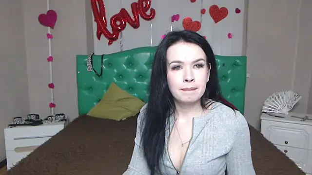 Snapshot of JasmineKouch chatting on March 2026 06:39:01 AM JasmineKouch online show from March 2026 06:39:01 AM
