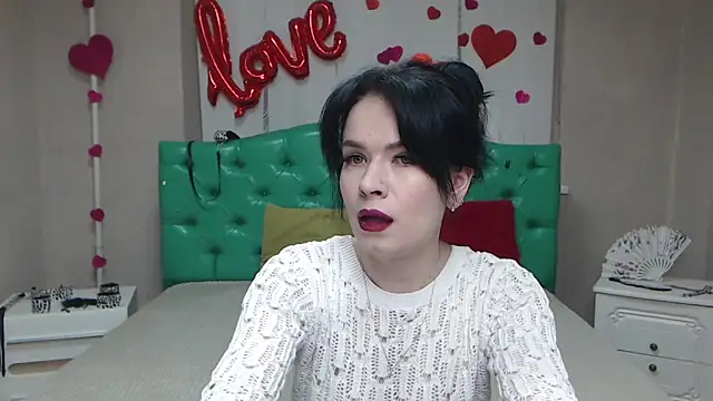 Snapshot of JasmineKouch chatting on April 2026 05:34:01 AM JasmineKouch online show from April 2026 05:34:01 AM