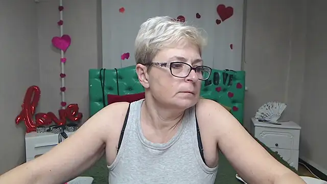 EmiliaGree online show from December 2025 07:53:02 PM