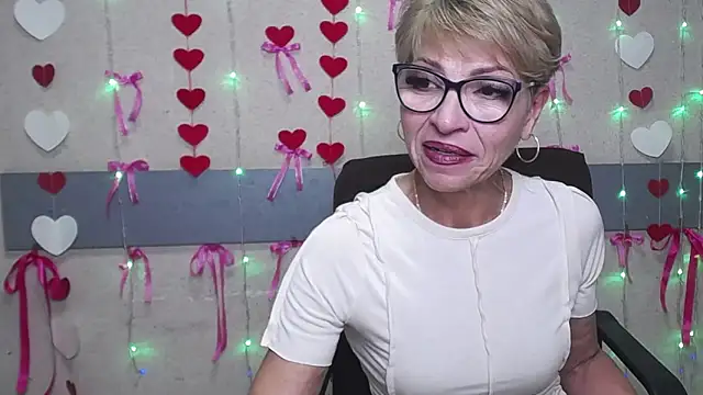 EllaBonito online show from March 2025 12:45:01 PM