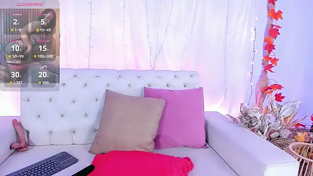 celestelewis online show from October 2025 07:47:02 PM