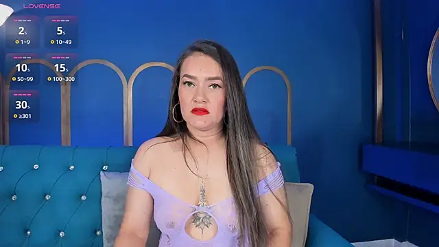 celestelewis online show from November 2025 07:38:02 PM