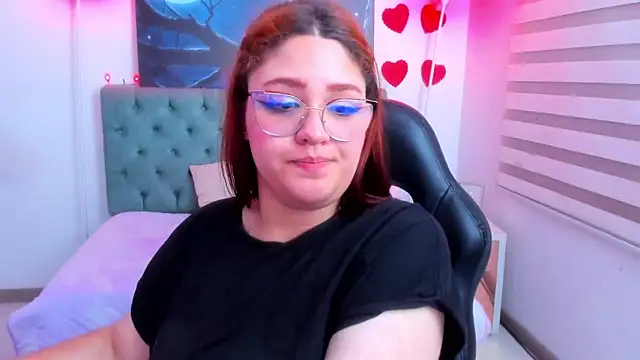 Snapshot of Camiila_Osorio chatting on March 2025 03:44:02 AM Camiila Osorio online show from March 2025 03:44:02 AM