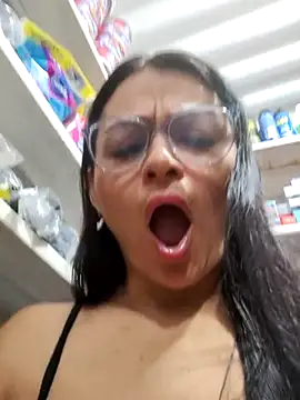 Linda Lars online show from December 2025 02:50:02 AM