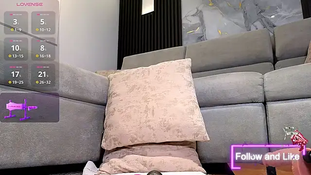 Snapshot of anellejones chatting on November 2025 03:50:01 AM anellejones online show from November 2025 03:50:01 AM