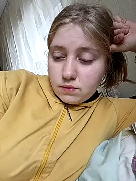 Snapshot of AnastasiaSky19 chatting on November 2025 07:18:02 AM AnastasiaSky19 online show from November 2025 07:18:02 AM